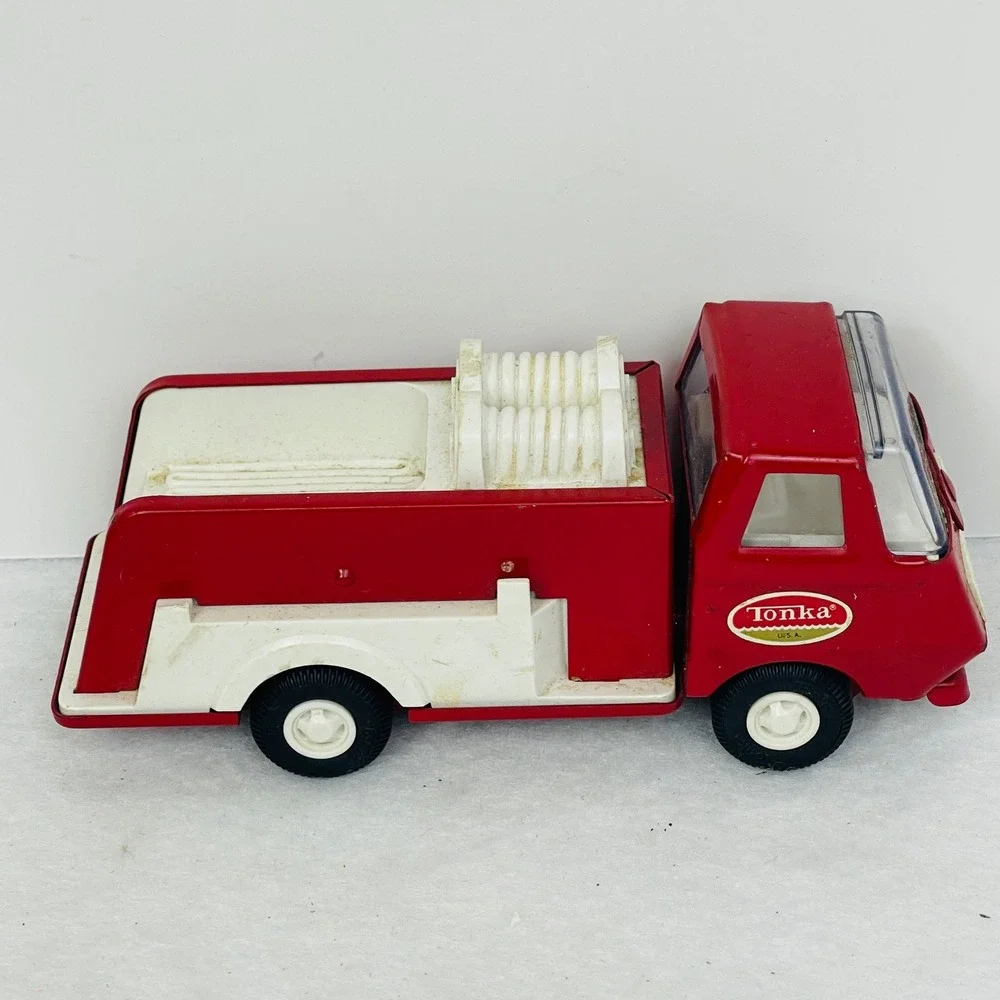 Vintage Tonka USA Pressed Steel Fire Truck Pumper Red White Toy Cabover 5 Inch